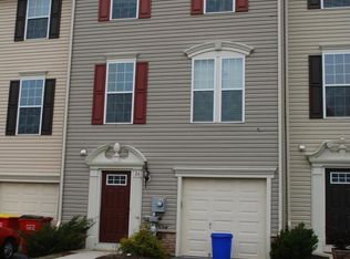 26 Gauley River Path, Falling Waters, WV 25419