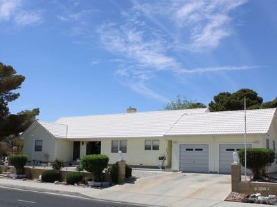 1043 S Downs St, Ridgecrest, CA, 93555