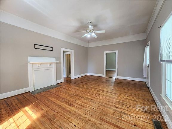 5th image of 424 Cannon St