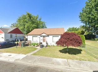 1122 9th St, Clarkston, WA 99403