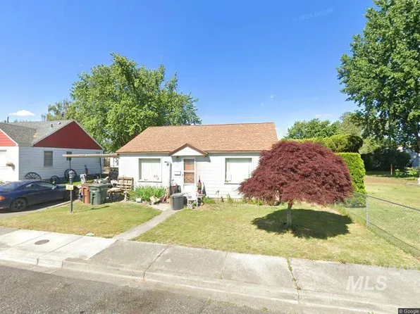 1122 9th St, Clarkston, WA 99403