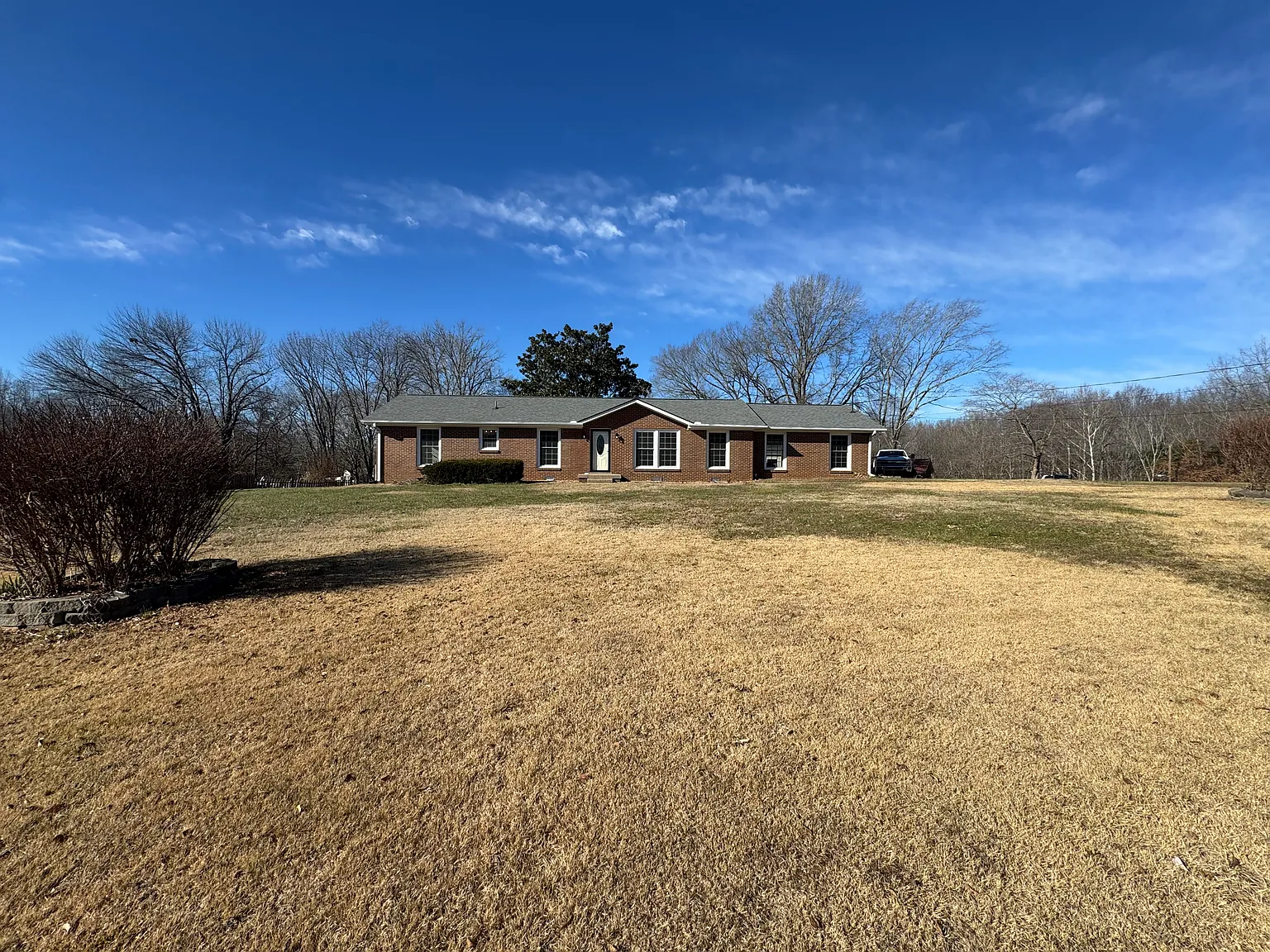 3 bed, 1476 sqft, $2,100 — Photo 1