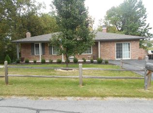 1 Herring Dr, Fulton, MO 65251