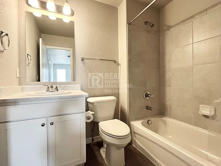 4424 Samaritan Loop — Photo 12