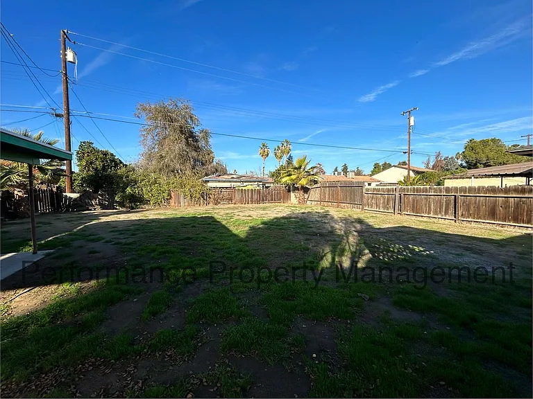 4612 Bloomquist Dr — Photo 13