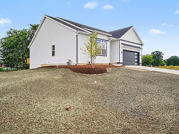 3rd image of 5214 Margot Ln