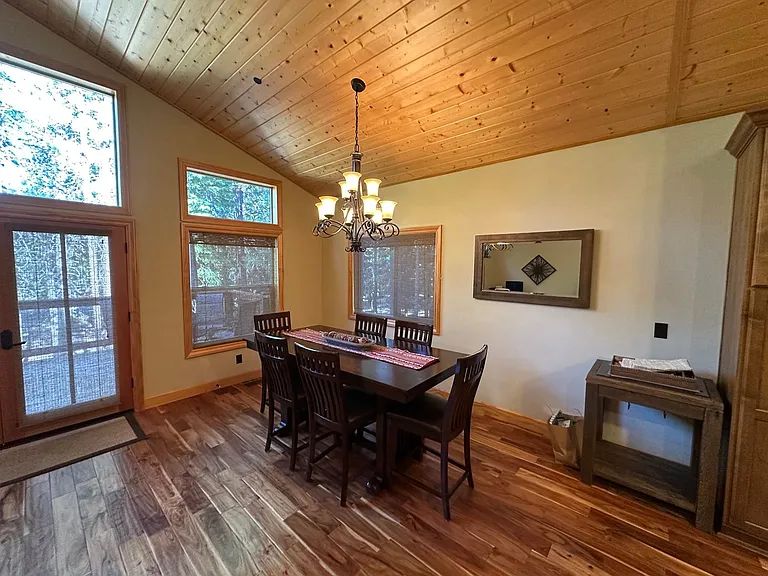 11913 Snowpeak Way — Photo 6
