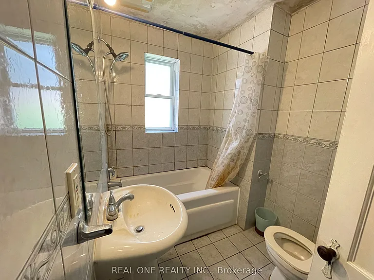35 Bowman St — Photo 19