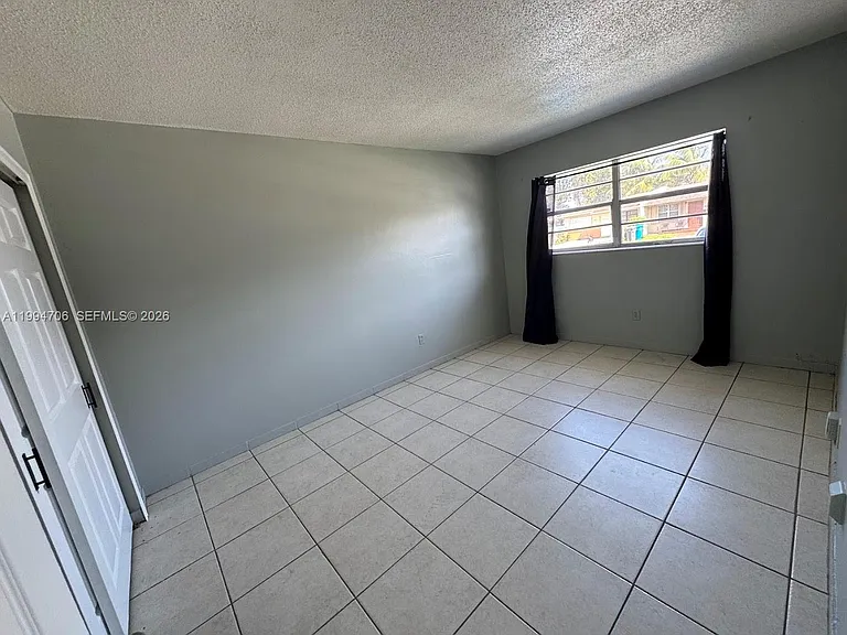 5440 SW 38th Ct #0 — Photo 11