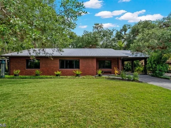 412 Fraser Ave, Labelle, FL 33935