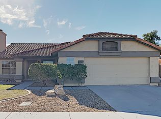 625 W Smoke Tree Rd, Gilbert, AZ 85233