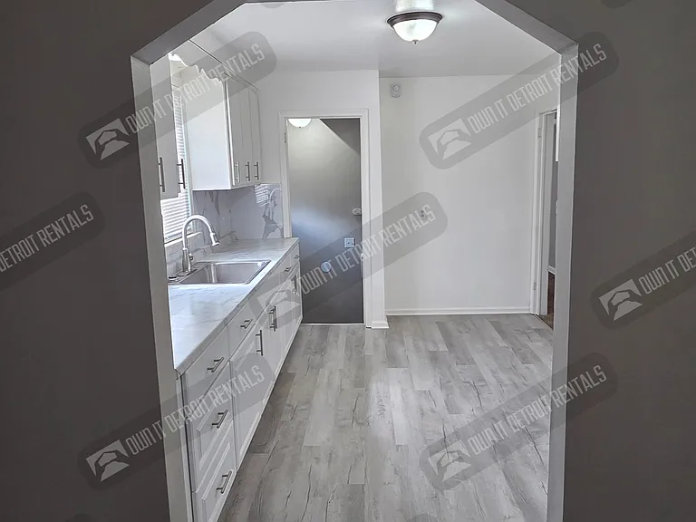 7321 Penrod St — Photo 18