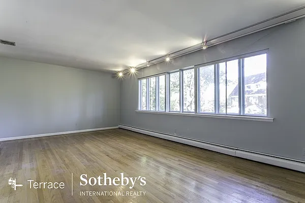 Rented by Terrace Sotheby's International Realty | media 19