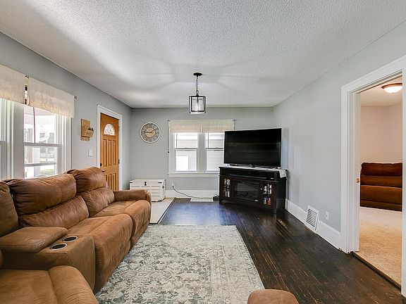 5th image of 6356 50th St N