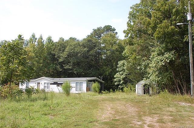 2nd image of 163 Rabbit Patch Ln