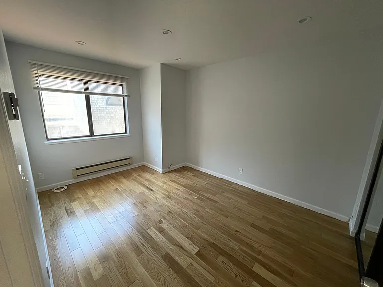 bedroom #1