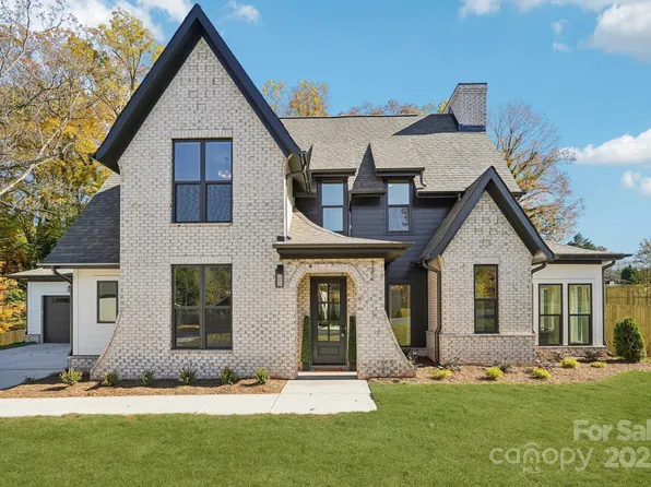 132 Sardis Ln, Charlotte, NC 28270