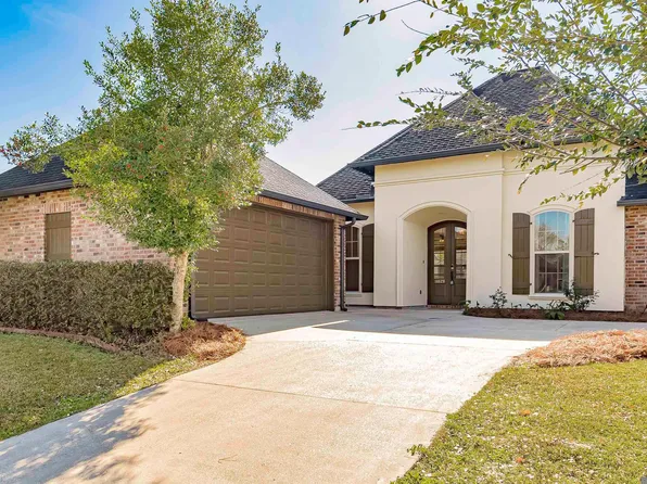 14628 Laketown Dr, Baton Rouge, LA 70810