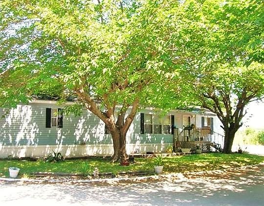 3rd image of 110 S 38th St #101