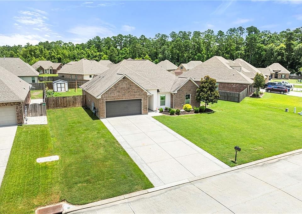 1st image of 578 Ponderosa Dr