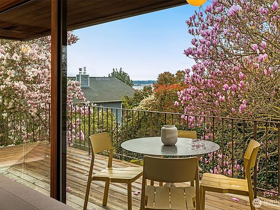 5th image of 6531 Seward Park Avenue S