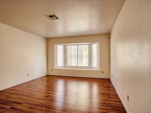 5th image of 1320 Lucia Dr