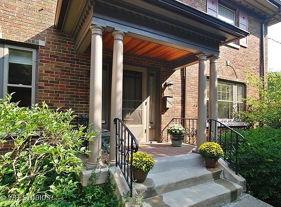 2nd image of 1028 Belleforte Ave