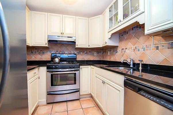 Sold by Compass | media 14