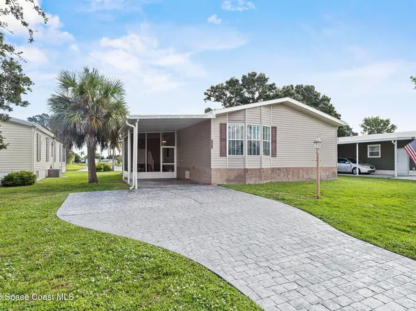 1266 Waterway Dr, Barefoot Bay, FL 32976