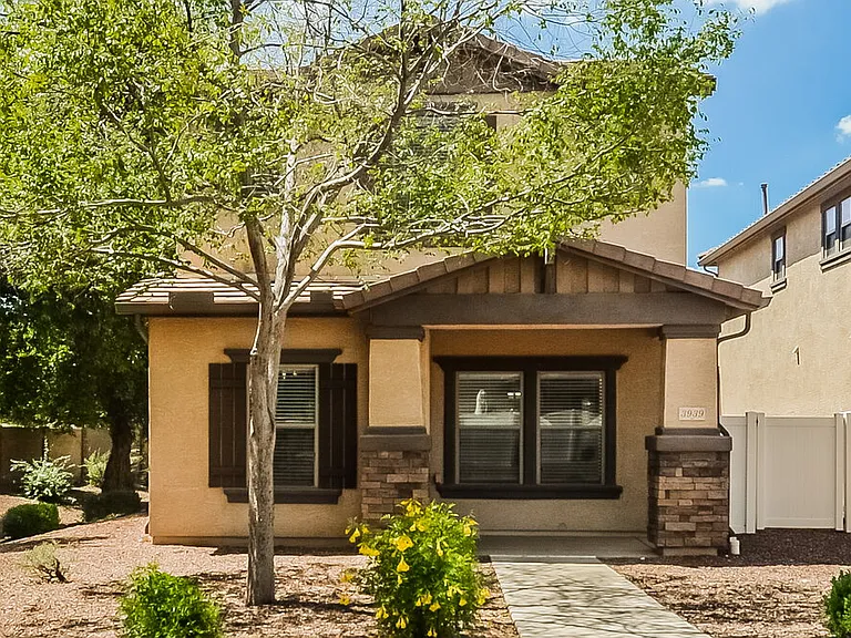 3939 E Jasper Dr — Photo 1
