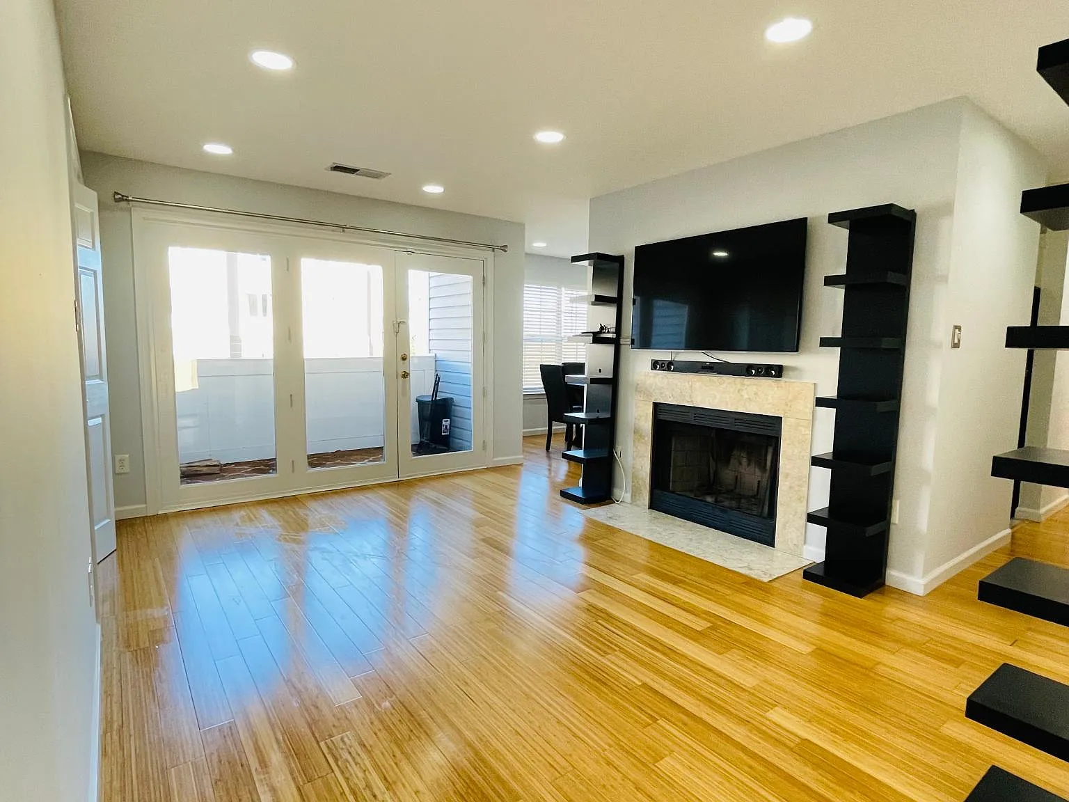 6423 Richmond Hwy — Photo 4