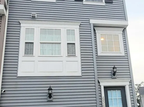 43629 Winterberry Way, California, MD 20619