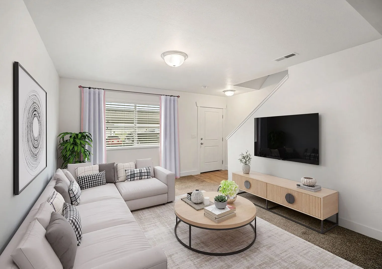 Upscale 2 Bedroom Smithfield Apartment Home — Photo 3