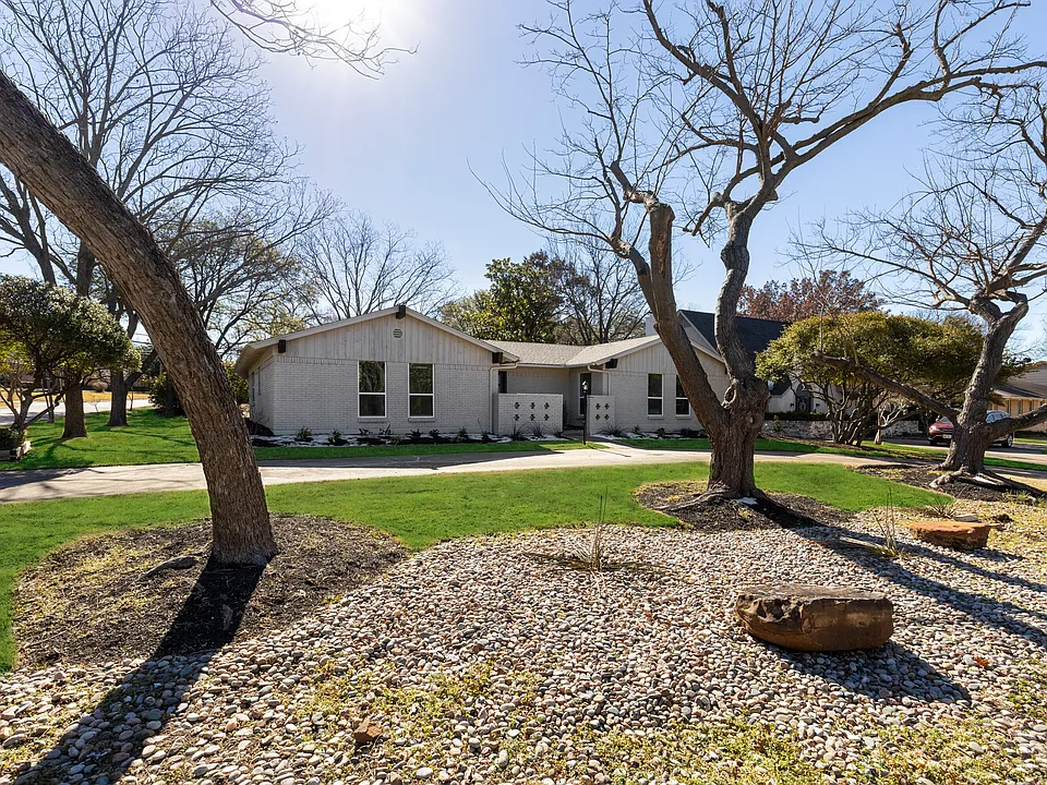 13868 Peyton Dr