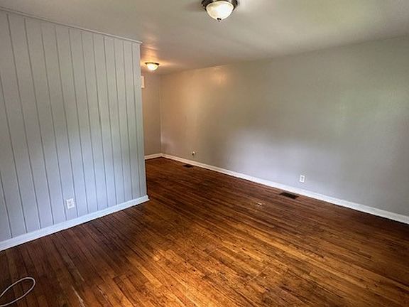 3rd image of 1518 Cleveland St