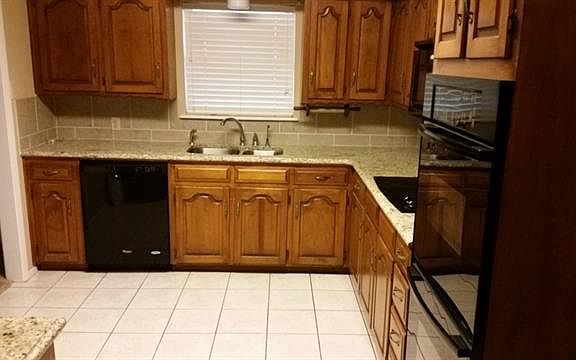 3rd image of 114 Garland Dr