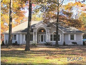 1st image of 14 Hollyberry Dr