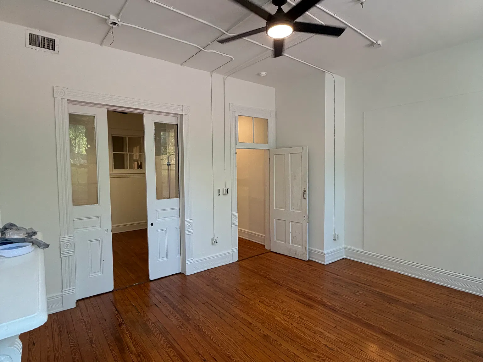 2 bed, 1250 sqft, $1,795 — Photo 2