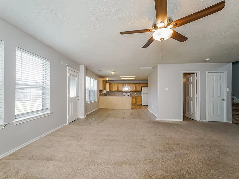 13030 Sandhill Park Ln — Photo 7