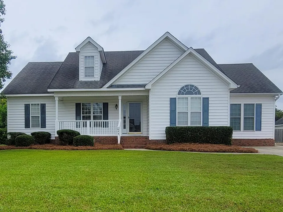 655 Carrington Ln