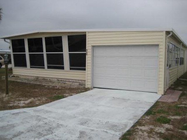 1st image of 79 Merrimac Dr