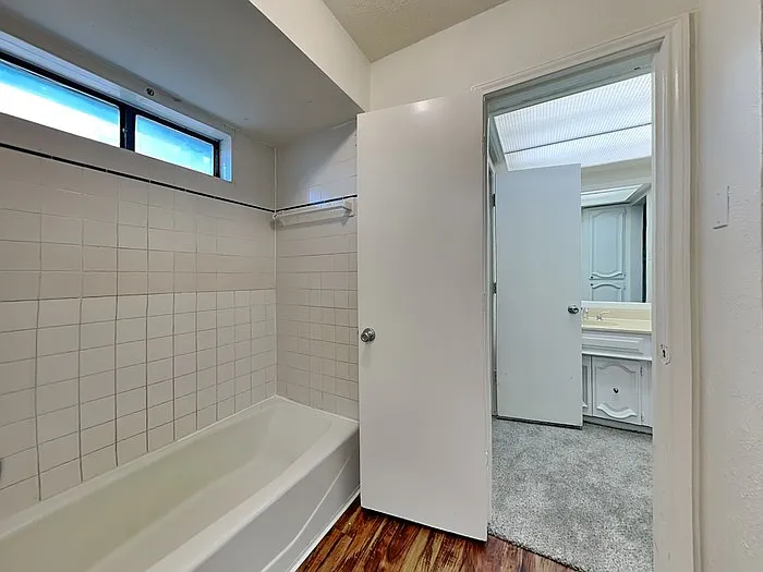 3110 Berkshire Dr — Photo 15
