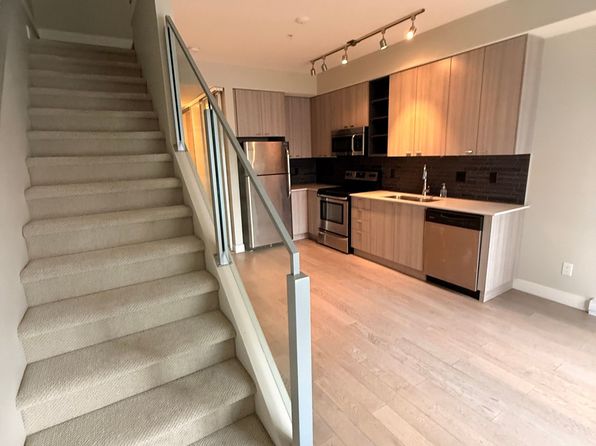 1 bedroom rental in Abbotsford — photo 18