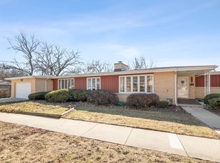 18515 Dundee Ave, Homewood, IL