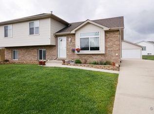 1307 Benham Dr, Joliet, IL 60431