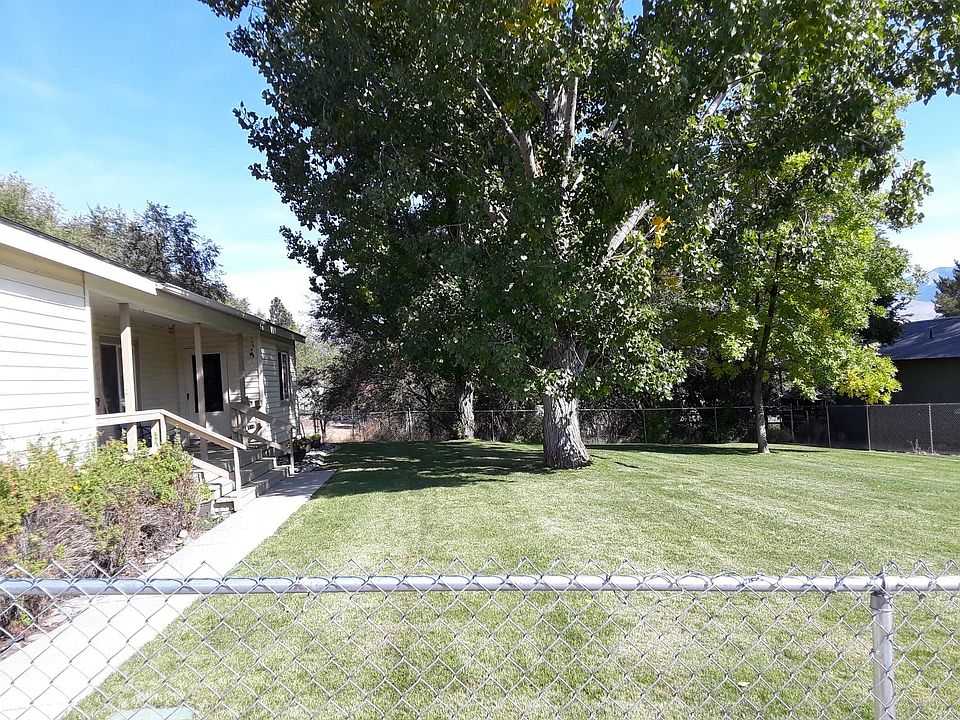 311 Neyman St Salmon, ID Zillow Apartments for Rent in Salmon