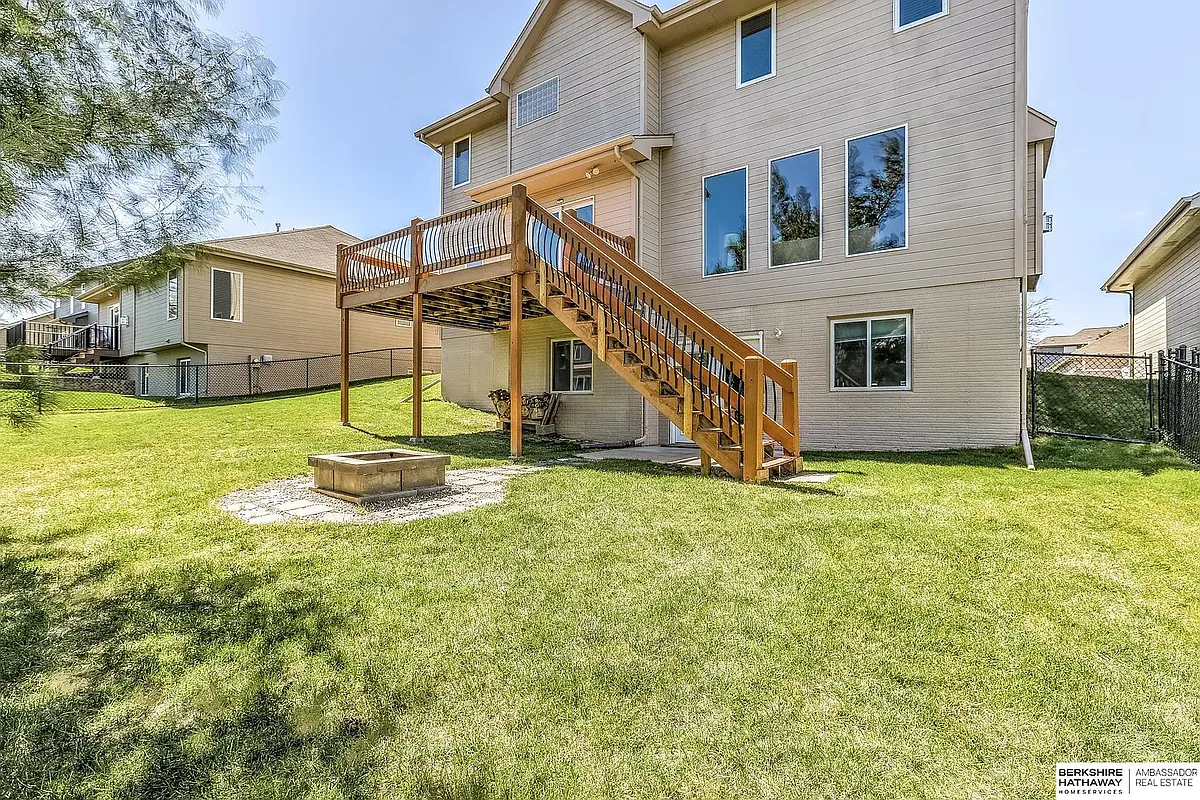 Building Photo - 2523 N 166th Ave