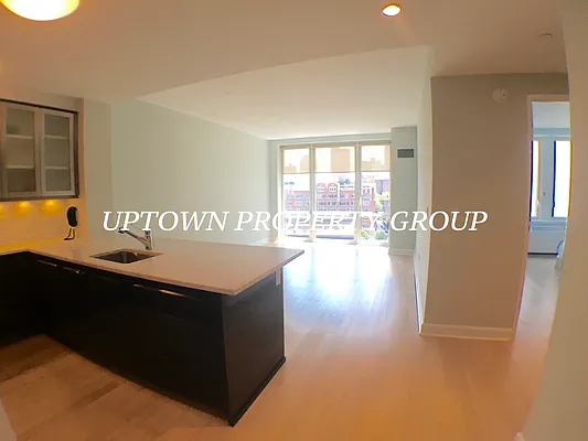 Rented by Uptown Property Group | media 27
