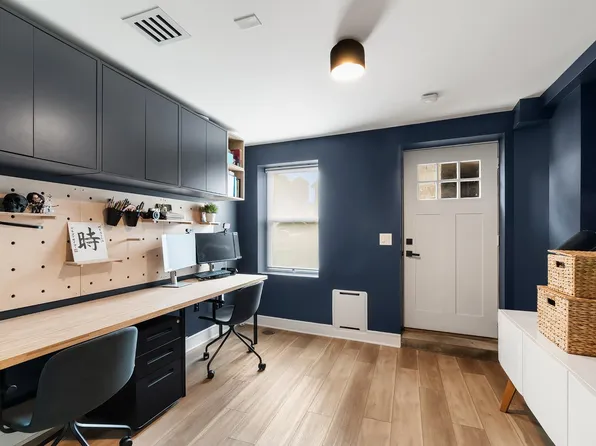 18-05 Highland Avenue image 26 of 34