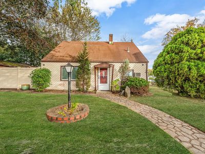 89 Tanners Lane, Levittown, NY, 11756